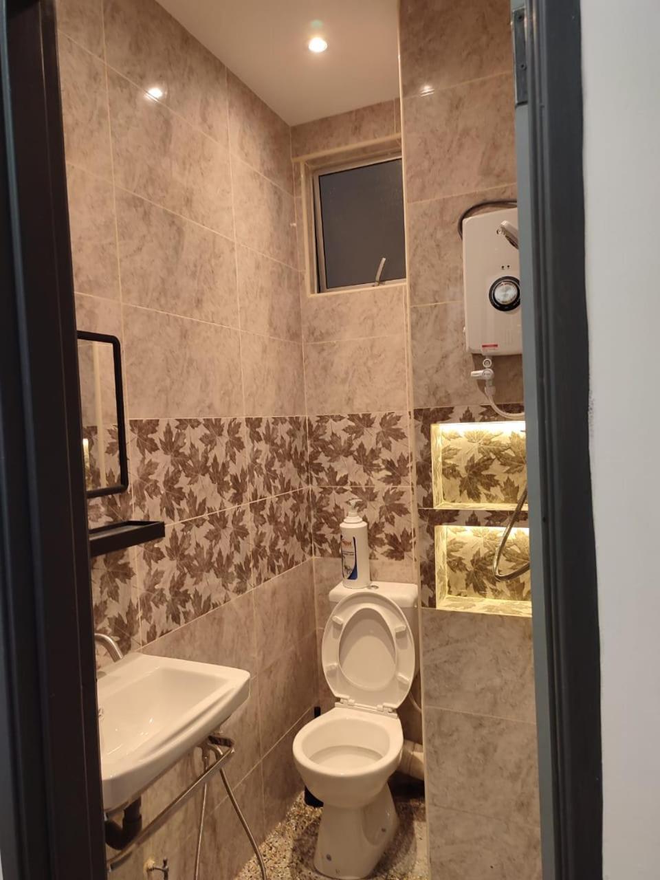 Adik Aisyah Muji Pistachio Homestay Cameron Highlands Tanah Rata Exterior foto